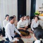 លោកជំទាវបណ្ឌិត អញ្ជើញជាកិត្តិយសដ៏ខ្ពង់ខ្ពស់គោរពវិញ្ញាណក្ខន្ធវីរយុទ្ធជនពលី